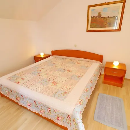 Plavac Mali- One Bedroom With Balcony And Sea View Apartment