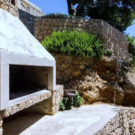 Plavac Mali- One Bedroom With Balcony And Sea View